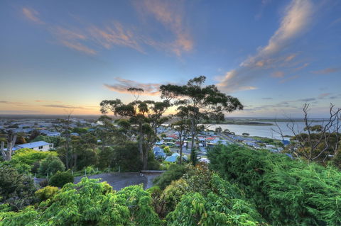 Sheer Pleasure Accommodation - Accommodation Redcliffe 5