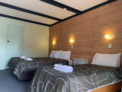 Gloucester Motel - Accommodation Redcliffe 1