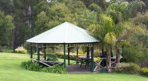 Gloucester Motel - Accommodation Redcliffe 0