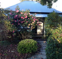 Hills Havens Cottages - Accommodation Redcliffe