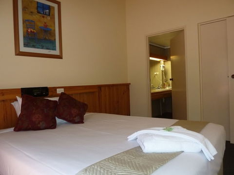 The Miners Rest Motel - Accommodation Redcliffe 6