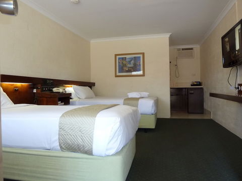 The Miners Rest Motel - Accommodation Redcliffe 4
