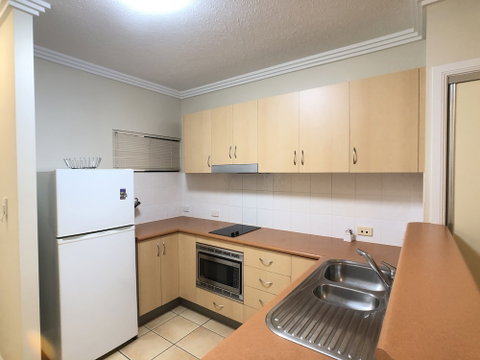 City Plaza Apartments - Accommodation Redcliffe 5