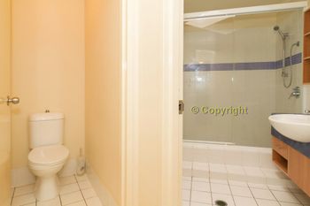 Pacific Royale Holiday Apartment 313 - Accommodation Redcliffe 5