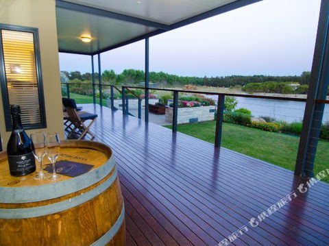 Charlie Bravo Villa Margaret River - Accommodation Redcliffe 1