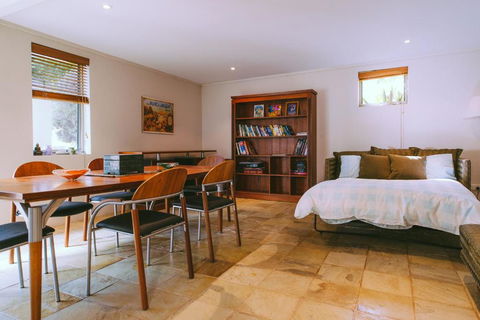 The Princess House - Accommodation Redcliffe 5