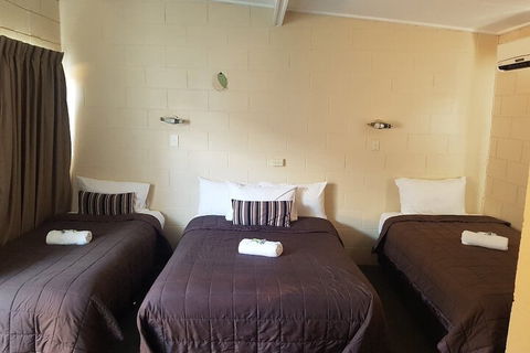 Windsor Hotel Dalby - Accommodation Redcliffe 1