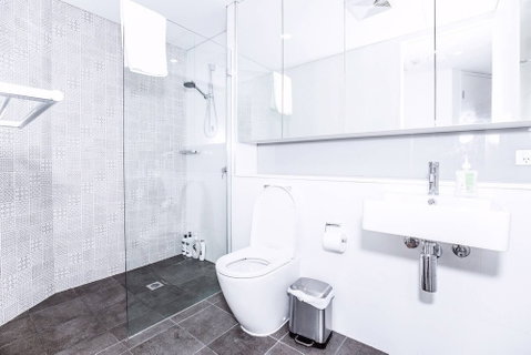 B08-darling Harbour Studio - Accommodation Redcliffe 2