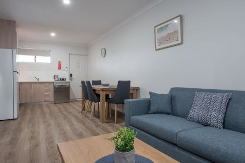 Jurien Bay Motel Apartments - Accommodation Redcliffe 5