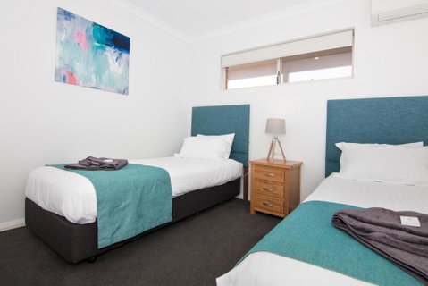 Jurien Bay Motel Apartments - Accommodation Redcliffe 4