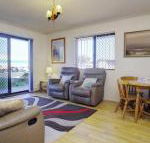 Seabreeze 6 Opposite Bowling Club - Accommodation Redcliffe