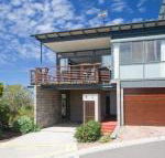 Beach View at One Mile 8 / 26 One Mile Close infinity complex pool  WIFI - Accommodation Redcliffe
