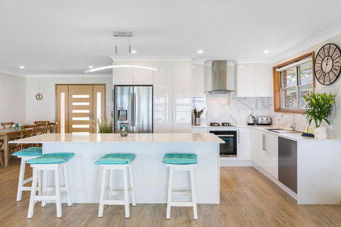 Kalimna Lakeside Living - Accommodation Redcliffe 4