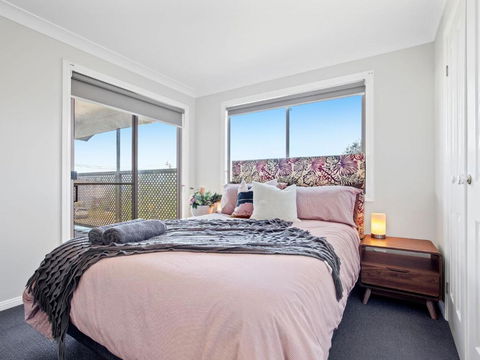 Totalee Coastal - Accommodation Redcliffe 6