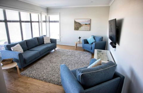 NAUTILUS - Accommodation Redcliffe 4
