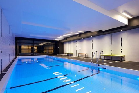 A Modern & Central Apt With Beautiful City Views - Accommodation Redcliffe 6