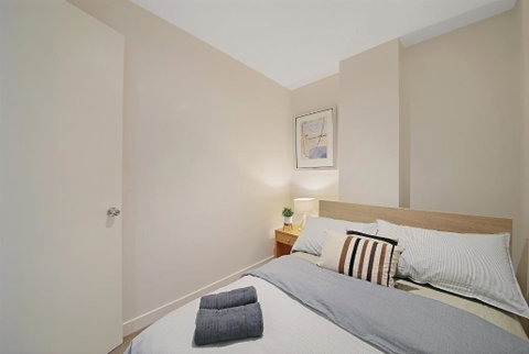 A Comfy & Central 2BR Apt Near Flinders Station - Accommodation Redcliffe 6