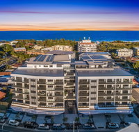 Arise Hedge - Accommodation Redcliffe