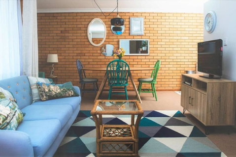 A Little Getaway - Accommodation Redcliffe 2