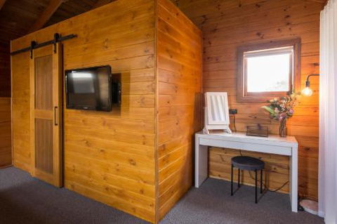 Coleys Beach House Yallingup - Accommodation Redcliffe 4