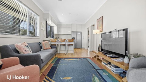 Yacaaba Beautiful Waterfront Location - Accommodation Redcliffe 2