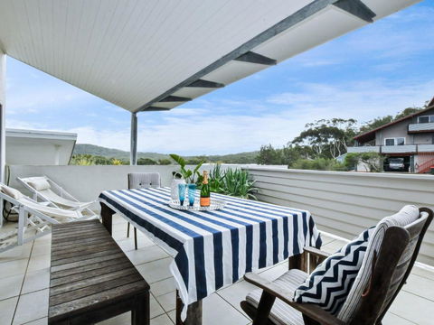 East Coast - Accommodation Redcliffe 4