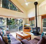 Araluen - Accommodation Redcliffe