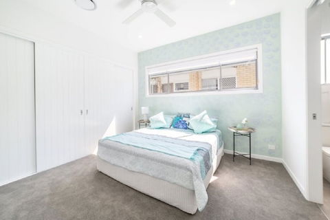 GC Private Homes - Waterfront Villas - Accommodation Redcliffe 6