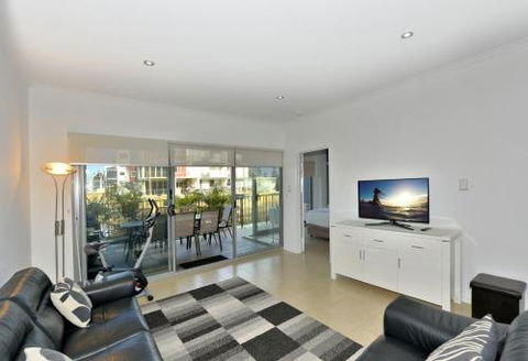 DelMar 3 - Accommodation Redcliffe 3