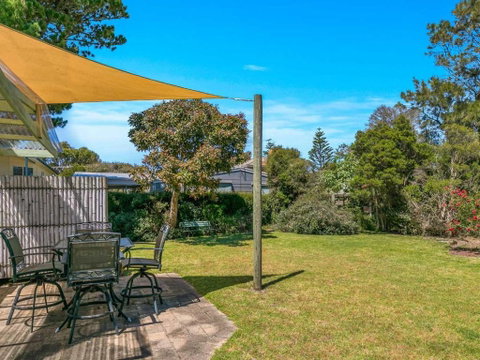 A La Plage - Accommodation Redcliffe 5