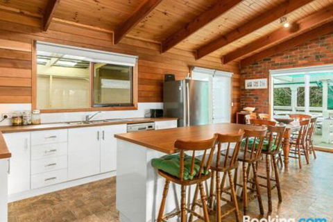 Powlett Place - Accommodation Redcliffe 4