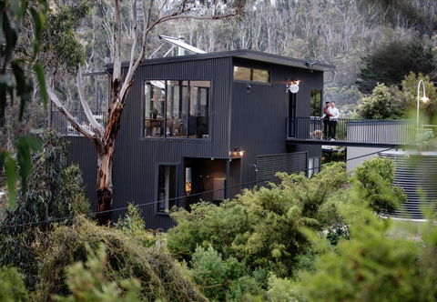 Months & Seasons Momentary Escapes Beach House - Accommodation Redcliffe 5