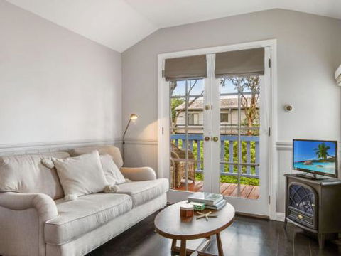 Cottage 3 Hyams Beach Seaside Cottages - Accommodation Redcliffe 5