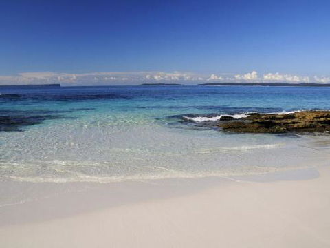 Cottage 7 Hyams Beach Seaside Cottages - Accommodation Redcliffe 1