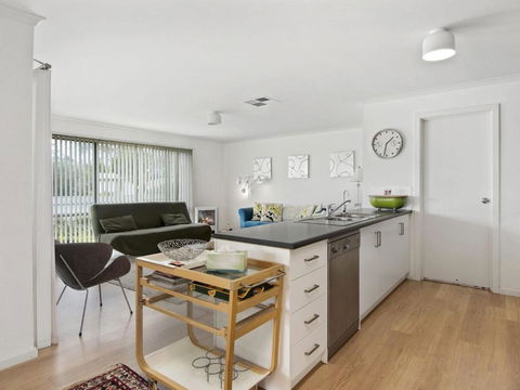 Beach Fun 11 Broadbeach Drive - Accommodation Redcliffe 1