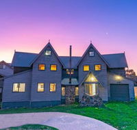 Banjos Chalet alpine getaways - Accommodation Redcliffe