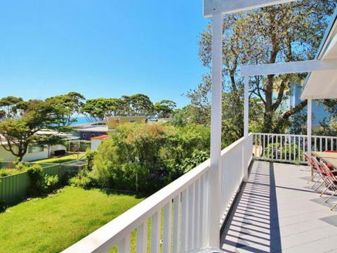 Bimbimbie At Hyams Beach 4pm Check Out Sundays - Accommodation Redcliffe 2