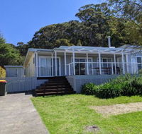 Seagrass Beach House at Hyams 4pm Check Out Sundays - Accommodation Redcliffe