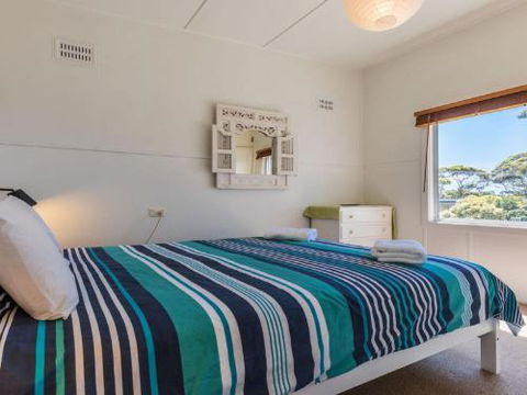 Unwind At Hyams Beach 4pm Check Out Sundays - Accommodation Redcliffe 3
