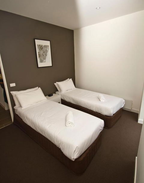 St Falls West 101 - Accommodation Redcliffe 3