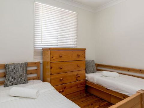 Kookaburra House At Vincentia 4pm Check Out Sundays - Accommodation Redcliffe 6