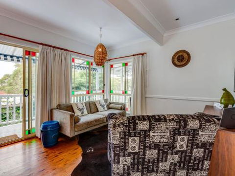 Marys Place At Hyams 4pm Check Out Sundays - Accommodation Redcliffe 3