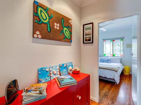 Marys Place At Hyams 4pm Check Out Sundays - Accommodation Redcliffe 4