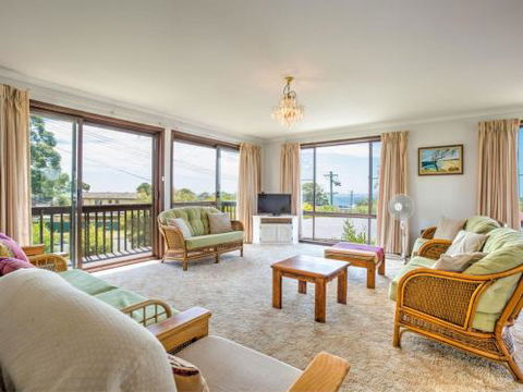 Fishermans Rest 4pm Check Out Sundays - Accommodation Redcliffe 0