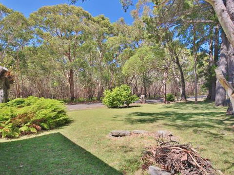 Rose Cottage At Hyams 4pm Check Out Sundays - Accommodation Redcliffe 4