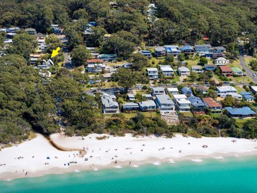 Hyams Beach NSW Accommodation Redcliffe