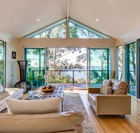 Aqua Pure at Hyams Beach 4pm Check Out Sundays - Accommodation Redcliffe