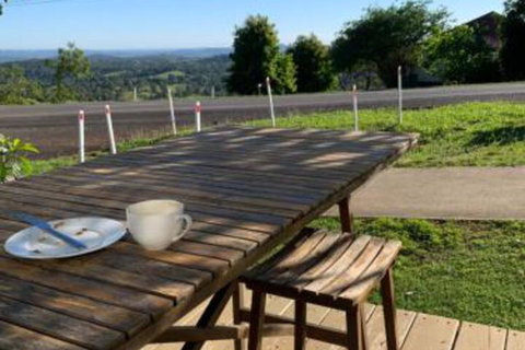 Hilltop Gallery - Accommodation Redcliffe 5