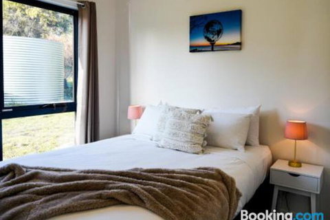 Rockpool Cottage - Accommodation Redcliffe 3