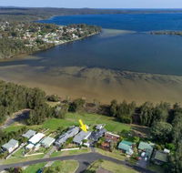 VINCES LANDING OLD EROWAL BAY 4pm Check Out Sundays - Accommodation Redcliffe